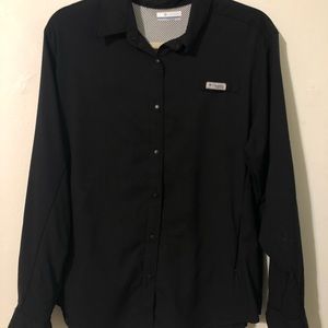 Women’s black long sleeve SPF Columbia